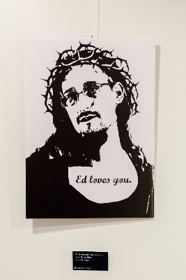 Snowden Stencil Jesus von Karen Eliot